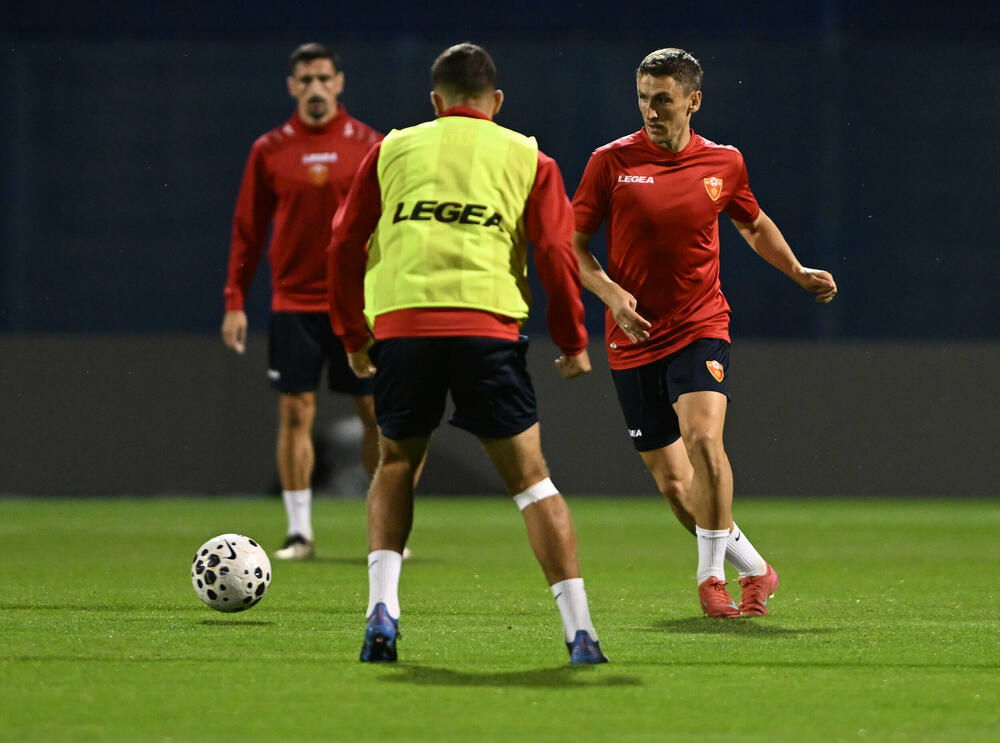 <p>Fubalska reprezentacija Crne Gore sjutra (20:45) na "Maksimiru" u Zagrebu gostuje Hrvatskoj u kvalifikacijama za Svjetsko prvenstvo</p>