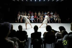 Plesom do spoznaje i korijena