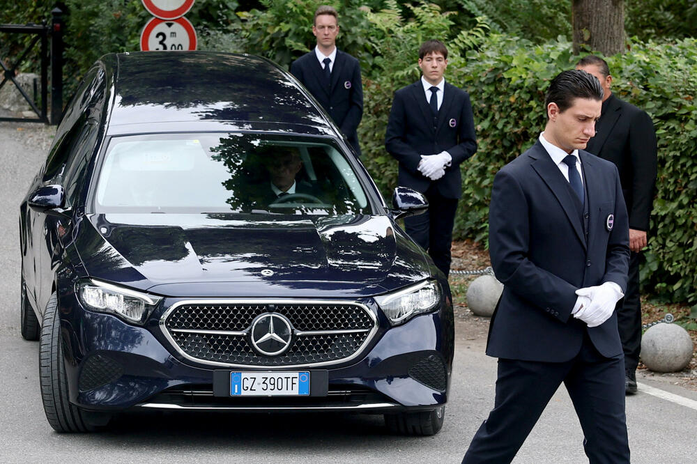 <p>Služba je održana u crkvi San Martino u Rivalti, selu oko 100 kilometara jugoistočno od Milana, u blizini Pjaćence, grada u kojem je rođen</p>