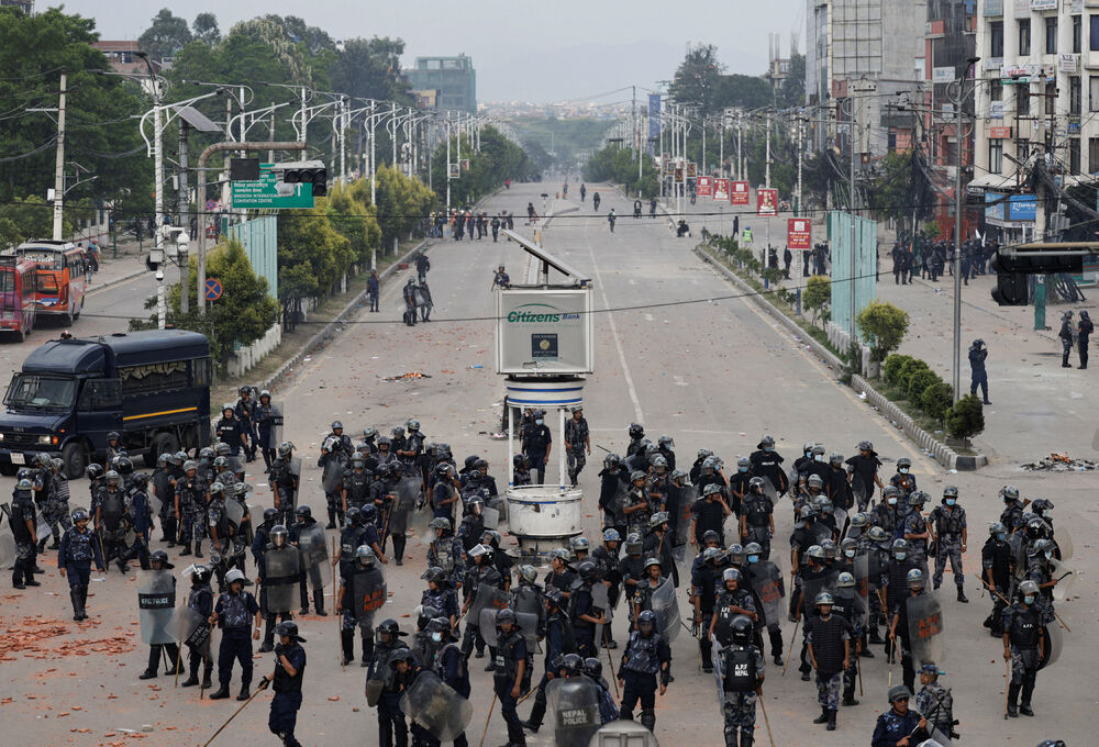 <p>Organizatori protesta, koji su ih nazvali "demonstracijama generacije Z", kazali su da su mladi ljudi takođe frustrirani onim što vide kao nesposobnost vlade da se izbori sa korupcijom i poveća ekonomske mogućnosti</p>