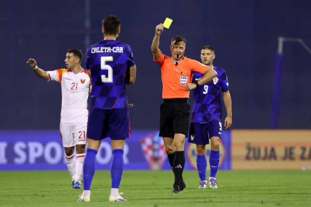 Cvajer i Bulatović tokom meča u Zagrebu, Foto: Reuters