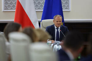 Tusk poručio Poljacima da nema razloga za paniku: Ovo je prvi...