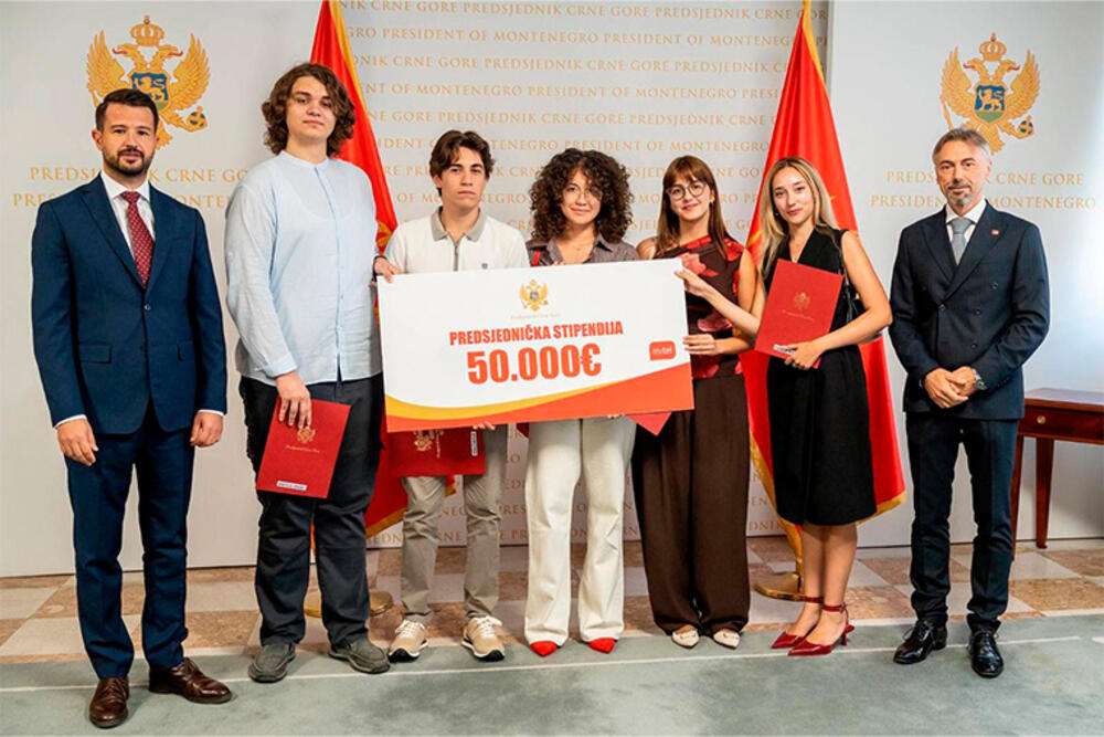 MTEL donirao 50 hiljada eura za stipendije