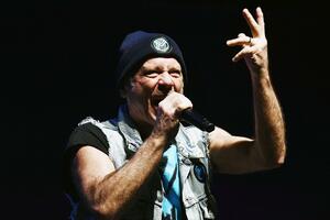 Zvučao poput ranjenog bizona