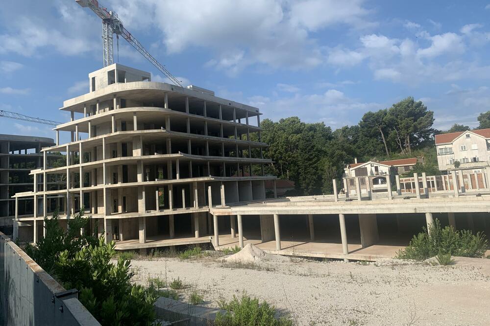 Stala izgradnja hotela, Foto: Vuk Lajović