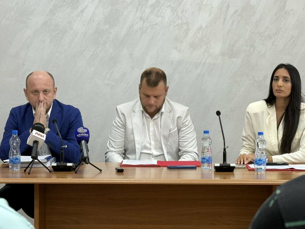 Knežević: Tražiću od odbornika da napuste vlast u Podgorici ako...