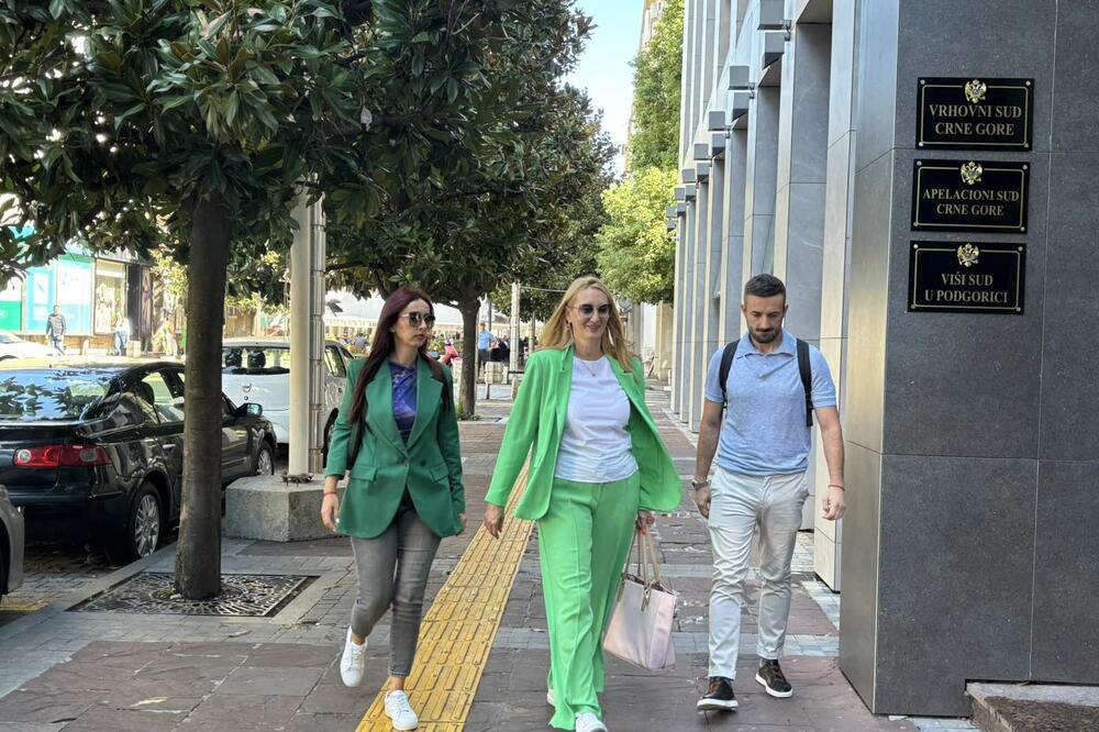 Paović (lijevo) danas ispred suda, Foto: Jelena Kočanović