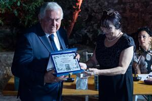 Deliću uručena Povelja „Sveti Stefan Štiljanović“