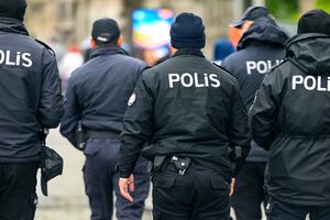 Predsjednik okruga u Istanbulu i 47 zvaničnika privedeni zbog...