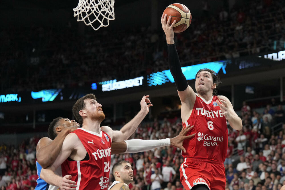 Jedan od aduta Turske: Džedi Osman, Foto: Reuters