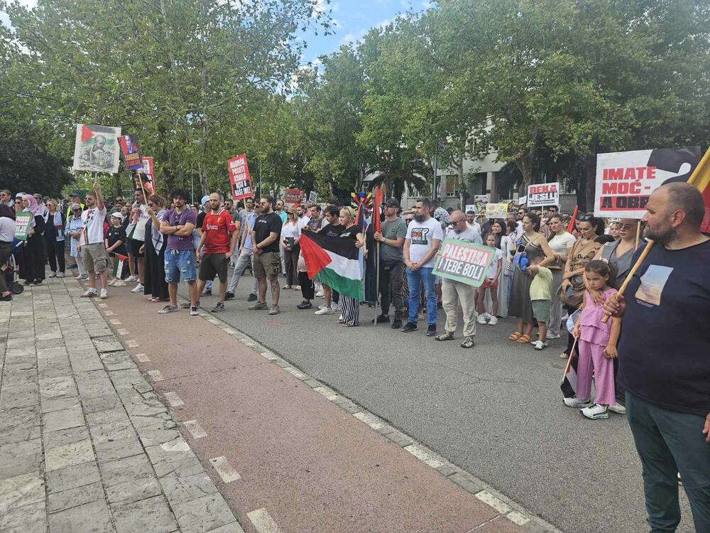 Tokom minuta ćutanja