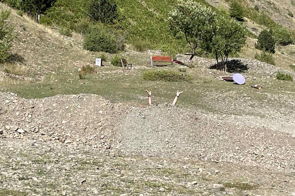 Za kanal i javne toalete AUZP nije imala saglasnost, Foto: Čitalac quot;Vijestiquot;