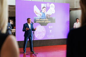 Lansirana One Akademija poslovnih vještina: Studenti dobijaju...