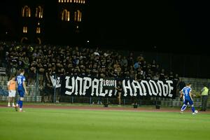 Varvari protiv uprave: Nikad više politički plijen