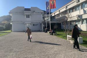 Partijska knjižica (ne)će biti uslov za funkciju: Nakon dvije i po...