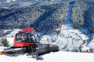 Nabavljaju vozila za pripremu i ravnanje snijega na ski centru...