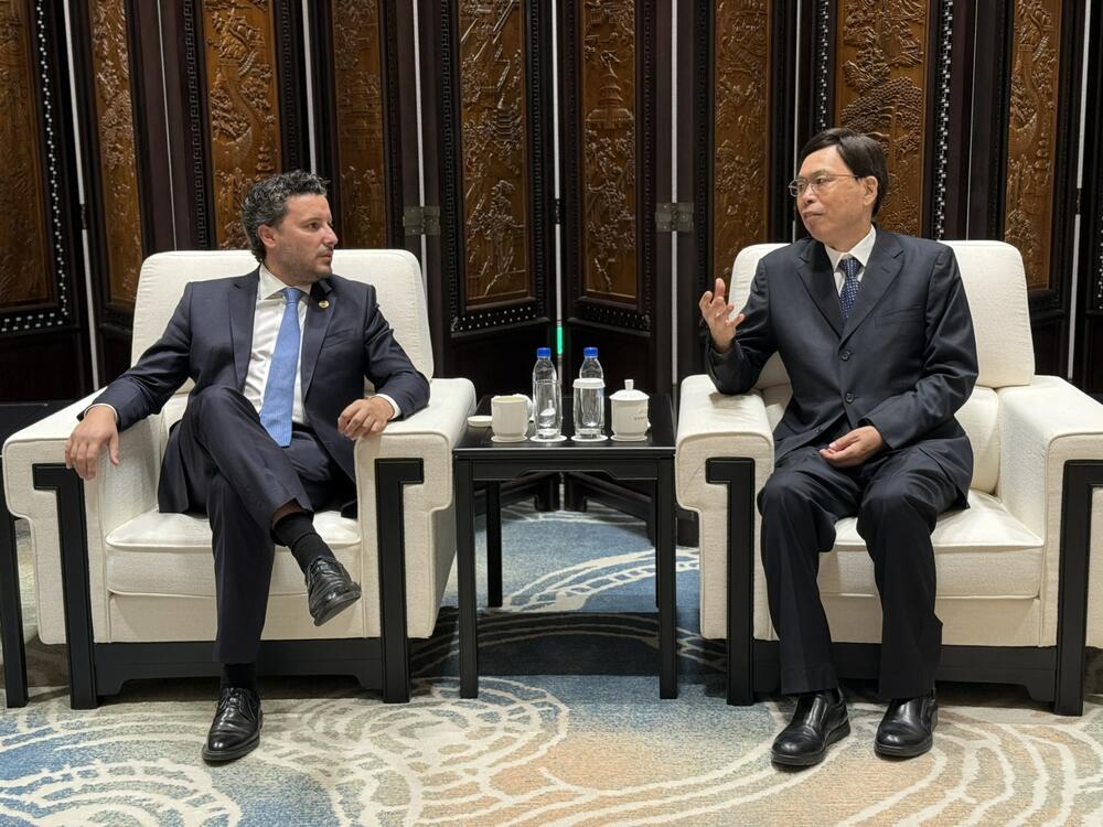 <p>Crna Gora ima toliko toga da ponudi svijetu, kazao je predsjednik Građanskog pokreta URA</p>