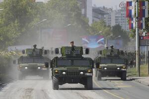 Vojska ide, Spajić nije pozvan, Mandić ćuti: Ko (ne)će na Vučićevu...