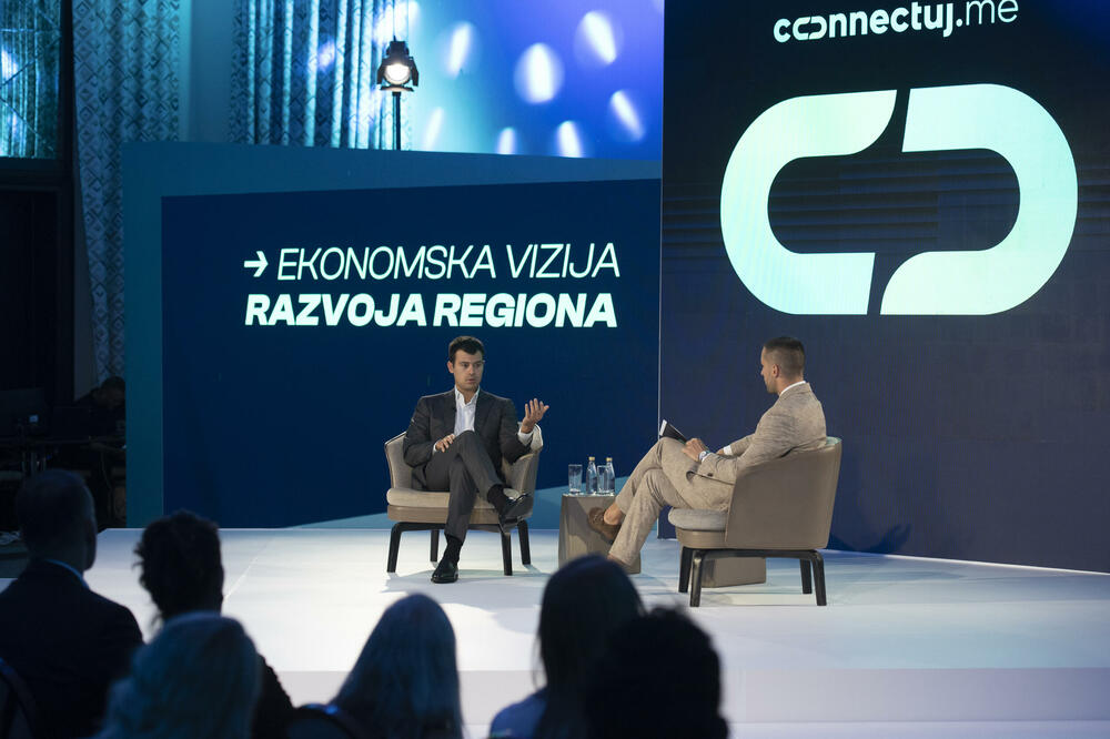 <p>Osnivač Connectuj.me platforme Goran Delić, poručio je da je kreiran model koji povezuje izuzetne pojedince i kreira autentičan prostor za razmjenu ideja, dodajući da ćemo u godinama pred nama promovisati inicijative za održivu budućnost i otvarati prostor za konstruktivnu diskusiju o svim važnim temama</p>