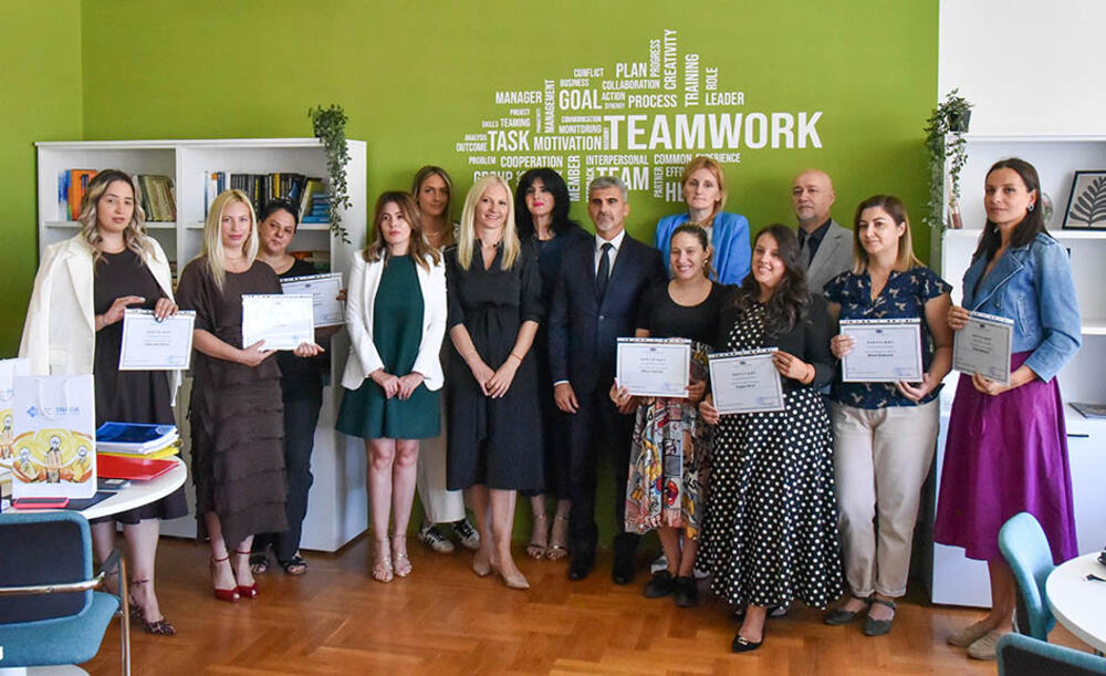V Črni gori podeljeni certifikati za računovodske tehnike