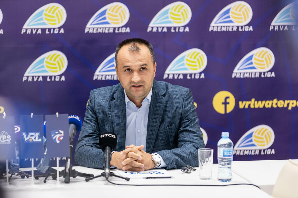 Nikola Milić, Viktor Jelenić