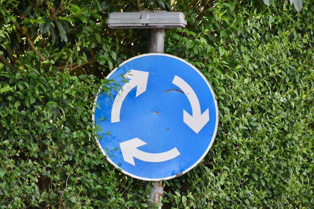 Predugo sve ovo traje