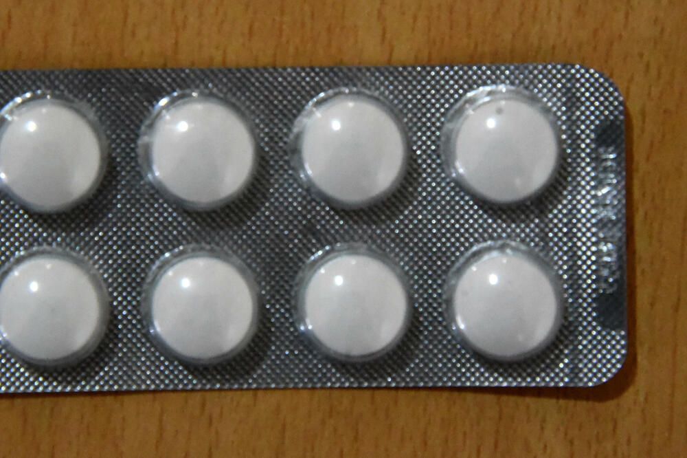 Trudnicama se šalje zbunjujuća poruka: paracetamol, Foto: Luka Zeković
