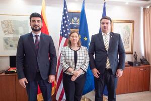 Nj.E. ambasadorka Sjedinjenih Američkih Država u posjeti Opštini...