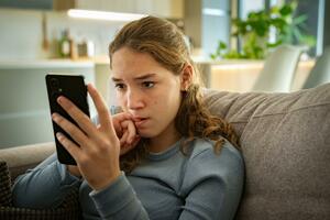 Tinejdžerski nalozi na Instagramu i dalje prikazuju sadržaj o...