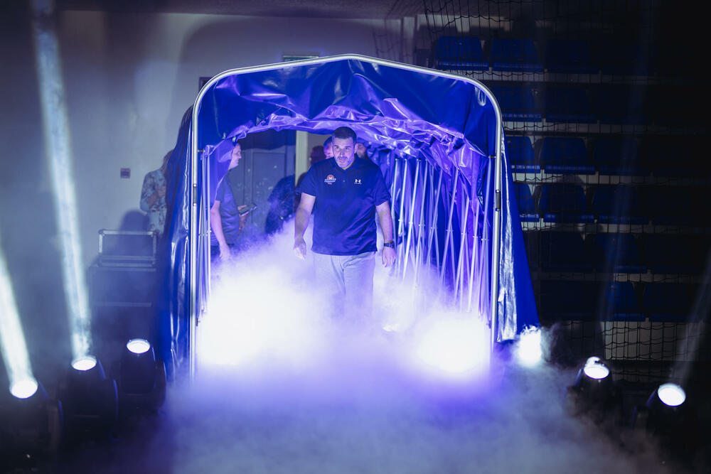 <p>"Plava noć" - podgorički košarkaški klub predstavio tim, pojčanja, ambicije, viziju, sponzore, nove dresove</p>