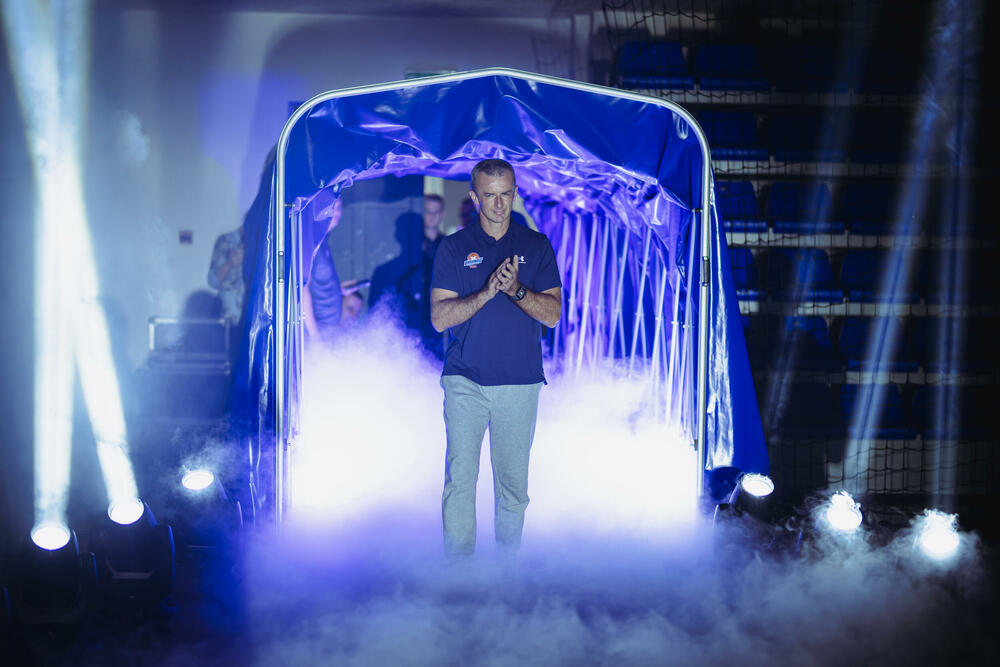 <p>"Plava noć" - podgorički košarkaški klub predstavio tim, pojčanja, ambicije, viziju, sponzore, nove dresove</p>