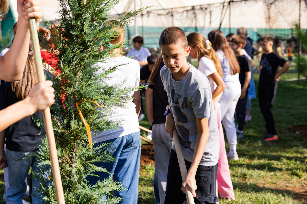 <p><em>Sadnice kupljene iz donacije kompanije Eagle Hills Montenegro vrijedne 15.000 eura</em></p>