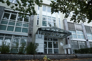 Presuda negdje po sredini: AfD mora da napusti sjedište u Berlinu,...