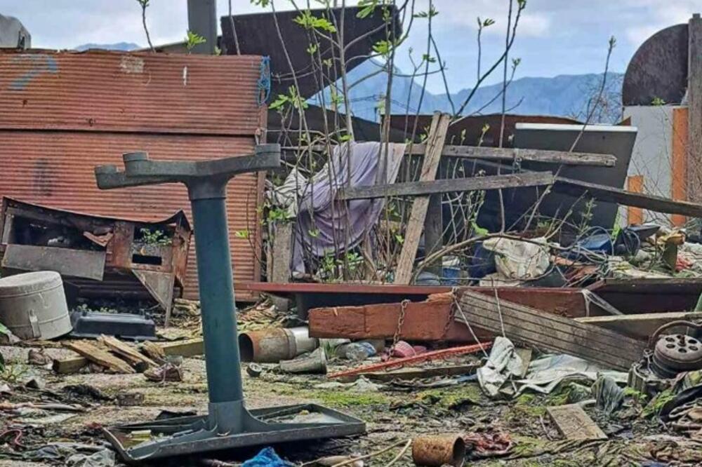 Ostaci izgorjelih baraka u kampu ispod Volujice, Foto: Građanska alijansa