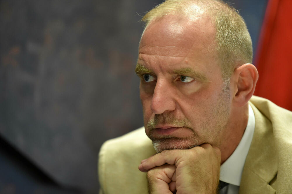 "Kad postanete član, možete da budete kritični prema Hrvatskoj. Ali sad provocirati Hrvatsku - samo je glupo": Biber, Foto: BORIS PEJOVIC