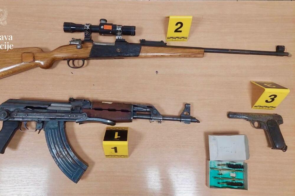 Oduzeto oružje, Foto: Uprava policije
