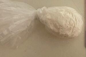 Uhapšene tri osobe osumnjičene za uličnu distribuciju droge