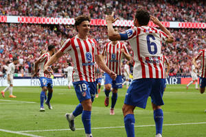 Ćabi Alonso u Paukovoj mreži - Atletiko ponizio najvećeg rivala