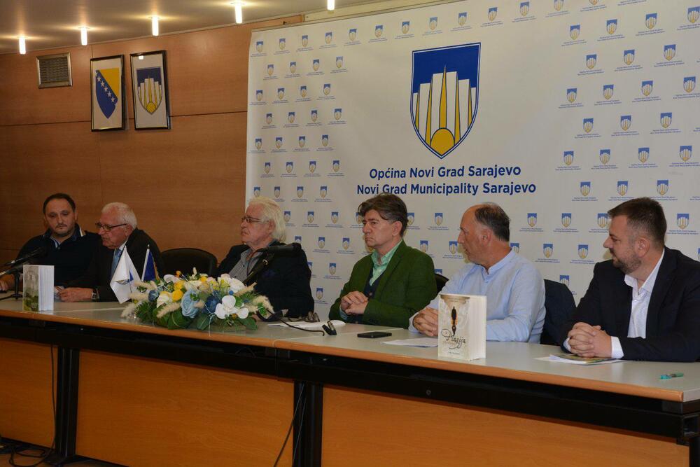 <p>"Država će nastaviti da podržava inicijative koje promovišu zajedništvo, tradiciju i kulturnu razmjenu", kazao Azemović</p>