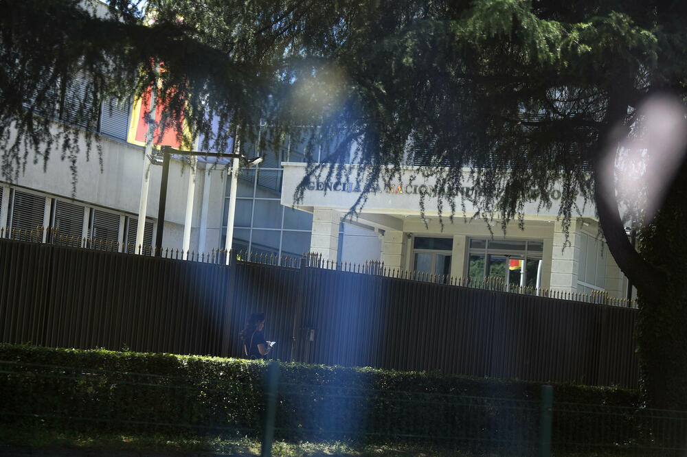 Kad su i automobili tajna: Zgrada Agencije za nacionalnu bezbjednost, Foto: BORIS PEJOVIC