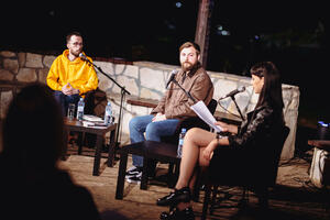 Poezija i muzika spojili publiku u Njegoševom parku