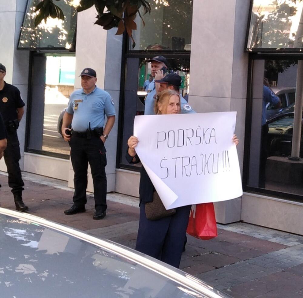 skup podrške pritvorenicima