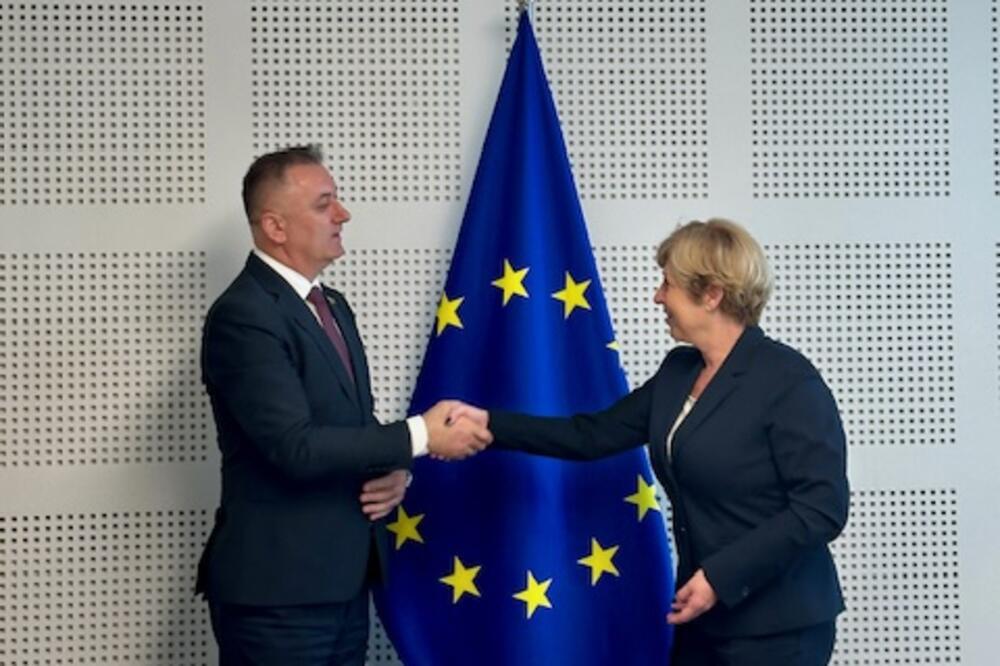 Gutić i Tomc, Foto: Ministarstvo socijalnog staranja, brige o porodici i demografije