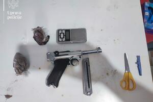 Podgorica: Uhapšene dvije osobe, pronađeno 110 grama heroina,...