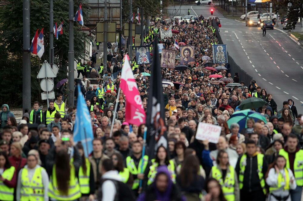 Sa jedne od komemorativnih šetnji, Foto: BETAPHOTO