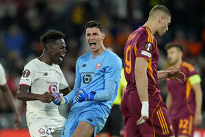 Čudo u Vječnom gradu: Turski golman odbranio tri penala, Lil...