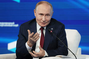 Putin: Slanje raketa "Tomahavk" Kijevu predstavljalo bi "novo...