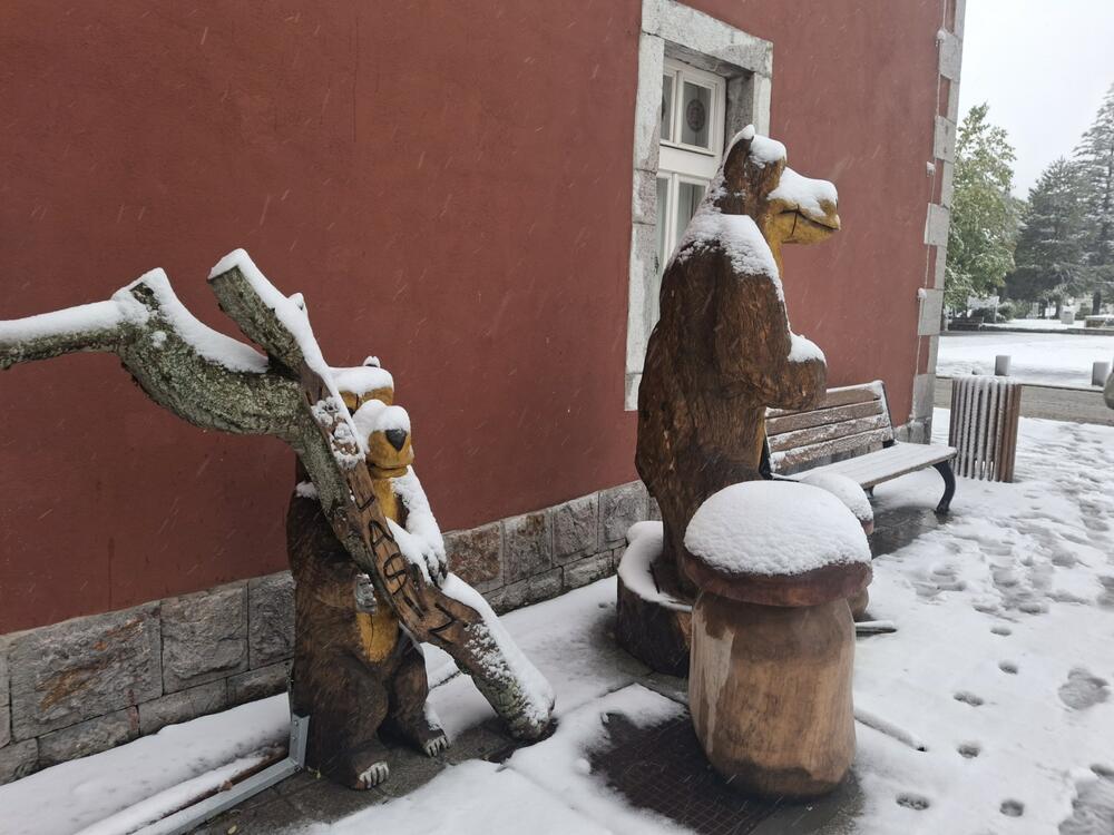 <p>Snijeg u oktobru nije rijetka pojava u Kolašinu</p>