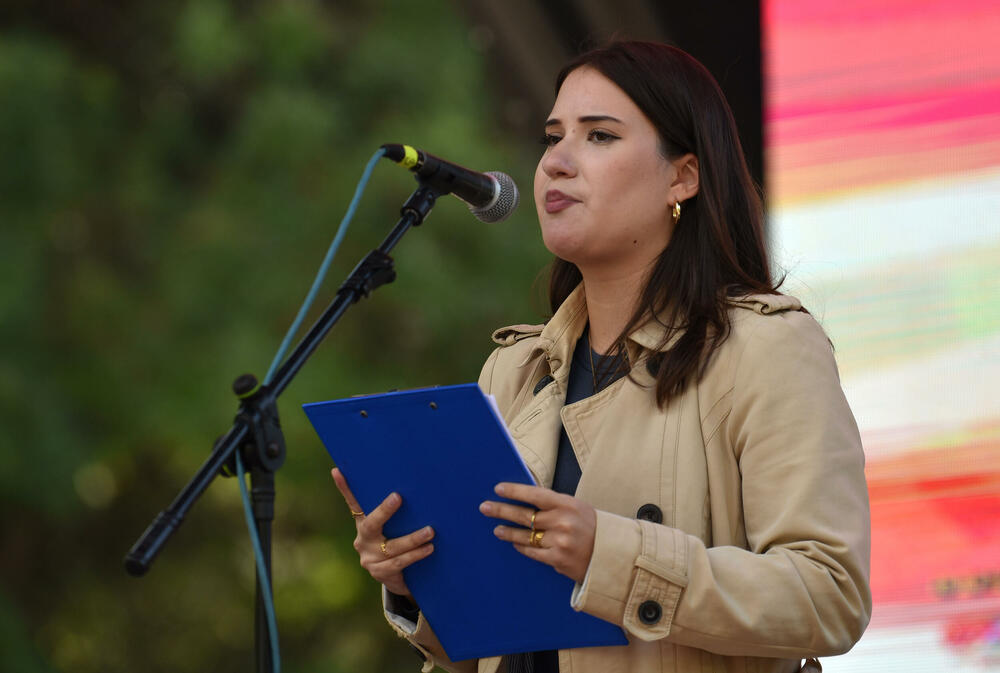 <p>"Sloboda se osvaja i gradi odlučnošću i hrabrošću. Otpor znači da se ne povlačimo pod silom mržnje, već da se borimo za prava koja su naša po rođenju"</p>