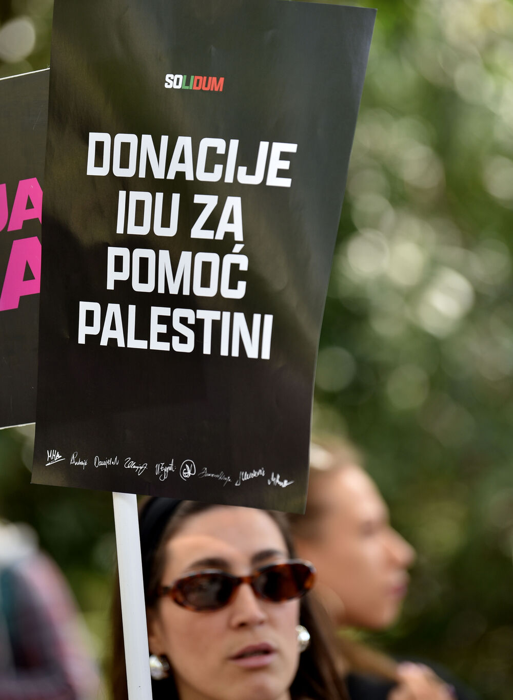 <p>"Sloboda se osvaja i gradi odlučnošću i hrabrošću. Otpor znači da se ne povlačimo pod silom mržnje, već da se borimo za prava koja su naša po rođenju"</p>